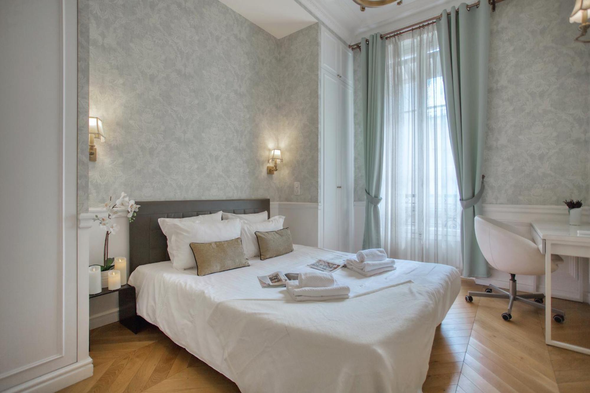Luxueux 200M2 5Ch Champs Elysees A 1Min Perle Rare Parigi Esterno foto