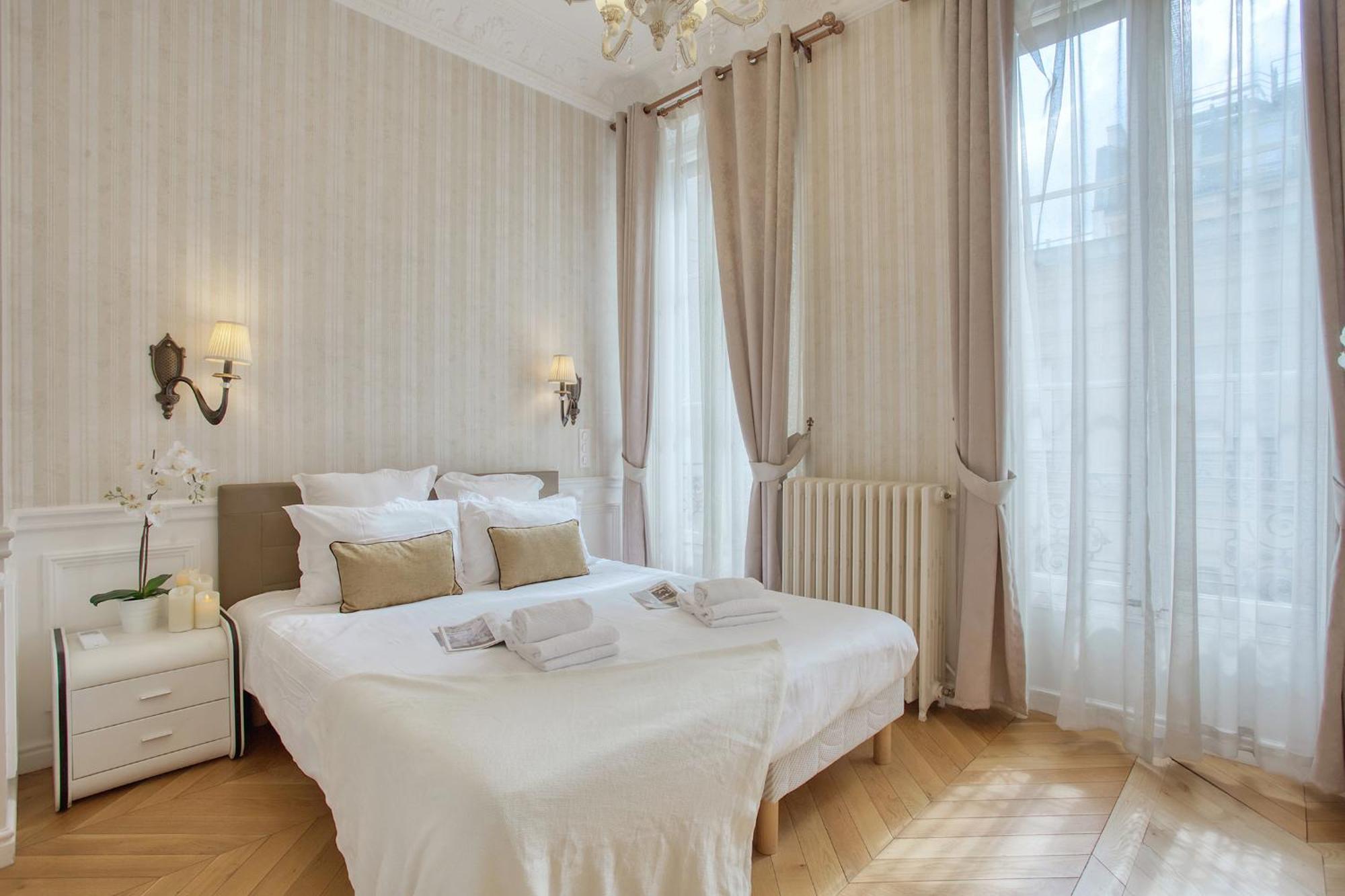 Luxueux 200M2 5Ch Champs Elysees A 1Min Perle Rare Parigi Esterno foto