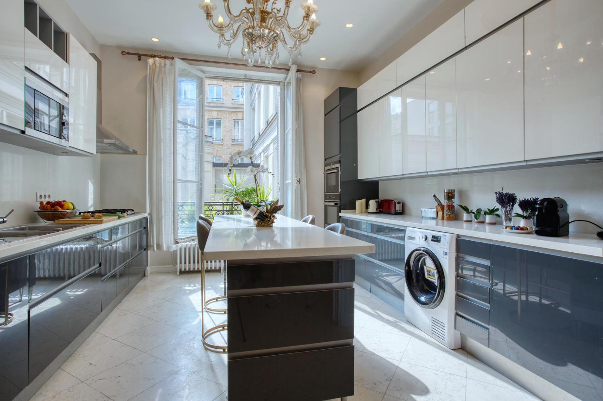 Luxueux 200M2 5Ch Champs Elysees A 1Min Perle Rare Parigi Esterno foto