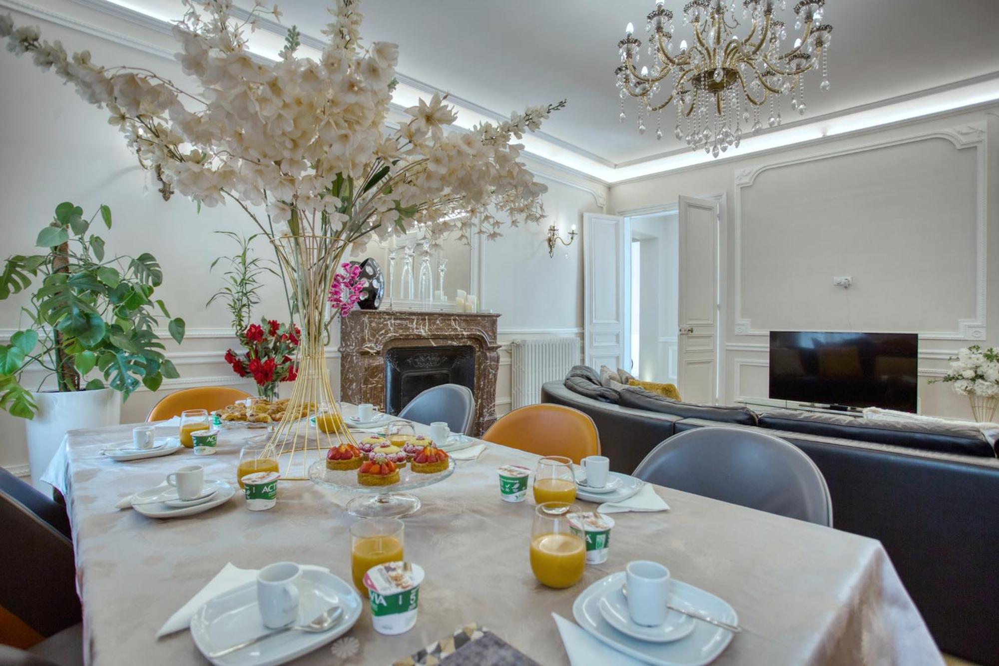 Luxueux 200M2 5Ch Champs Elysees A 1Min Perle Rare Parigi Esterno foto